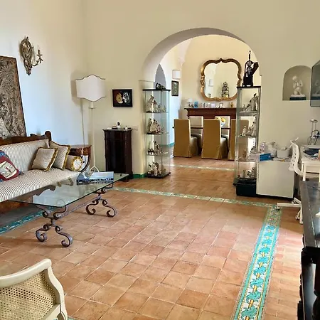 Casa Coppelia Homestay Positano